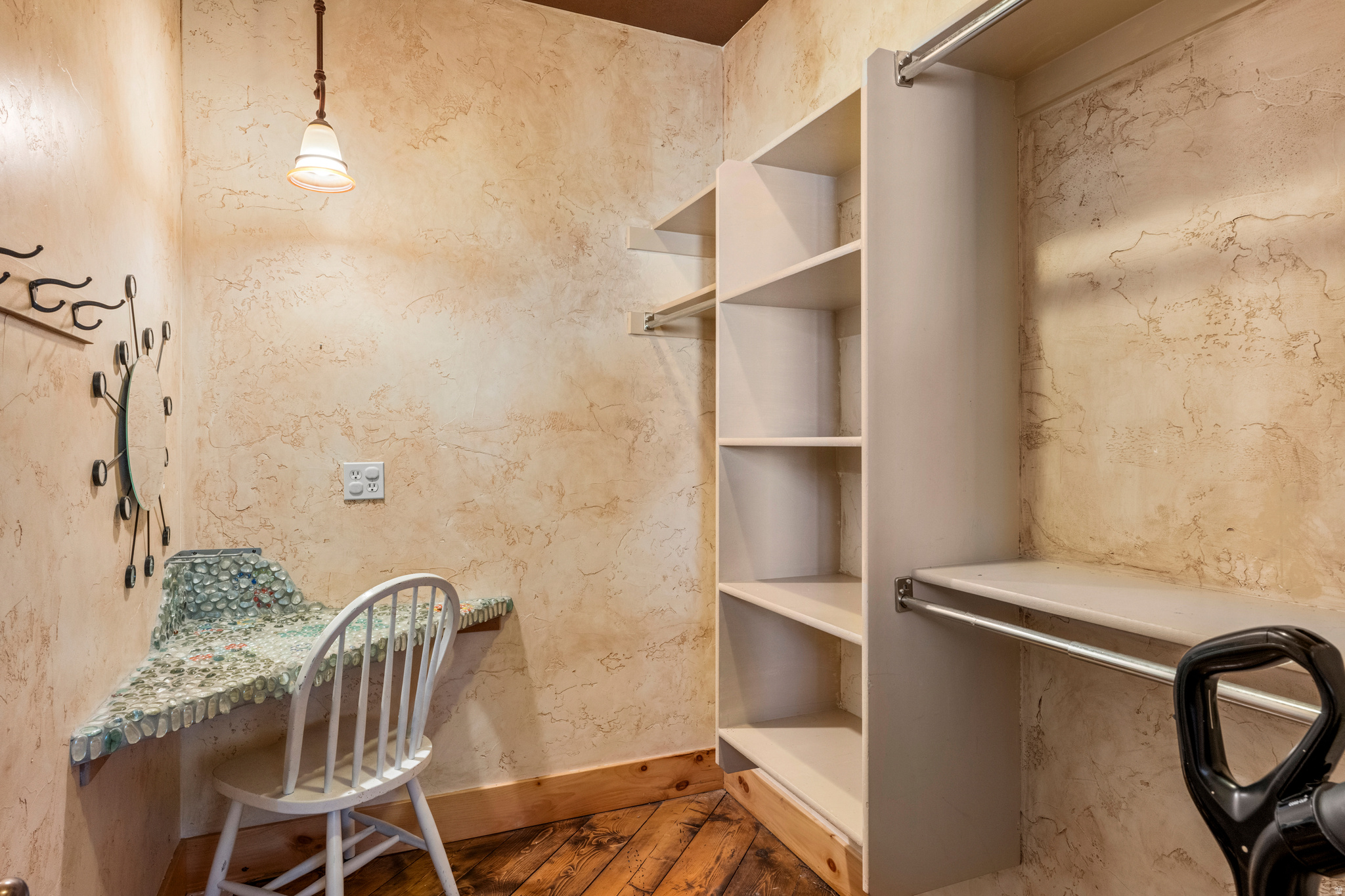 main property photo 59