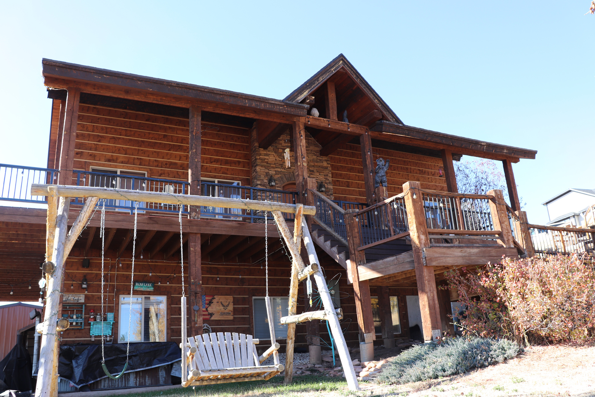 main property photo 6