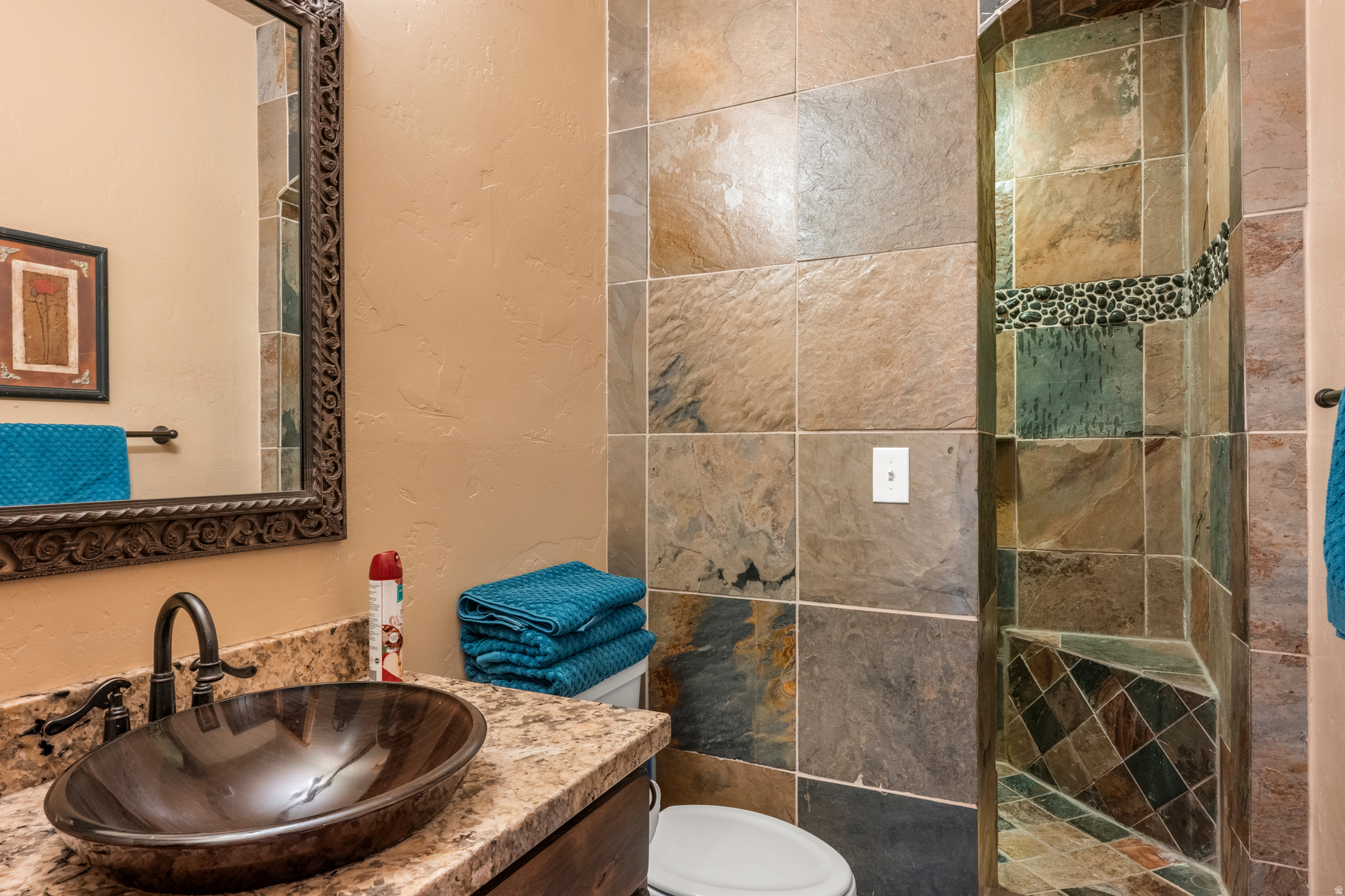 main property photo 60