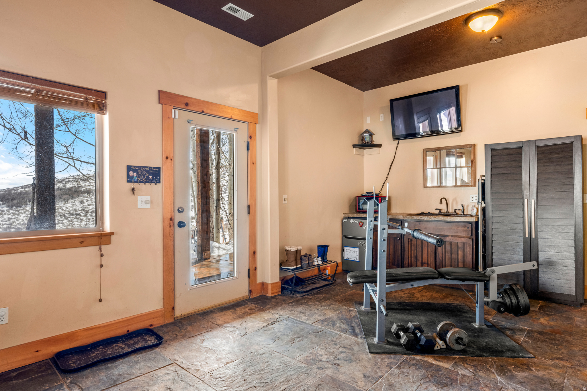 main property photo 67
