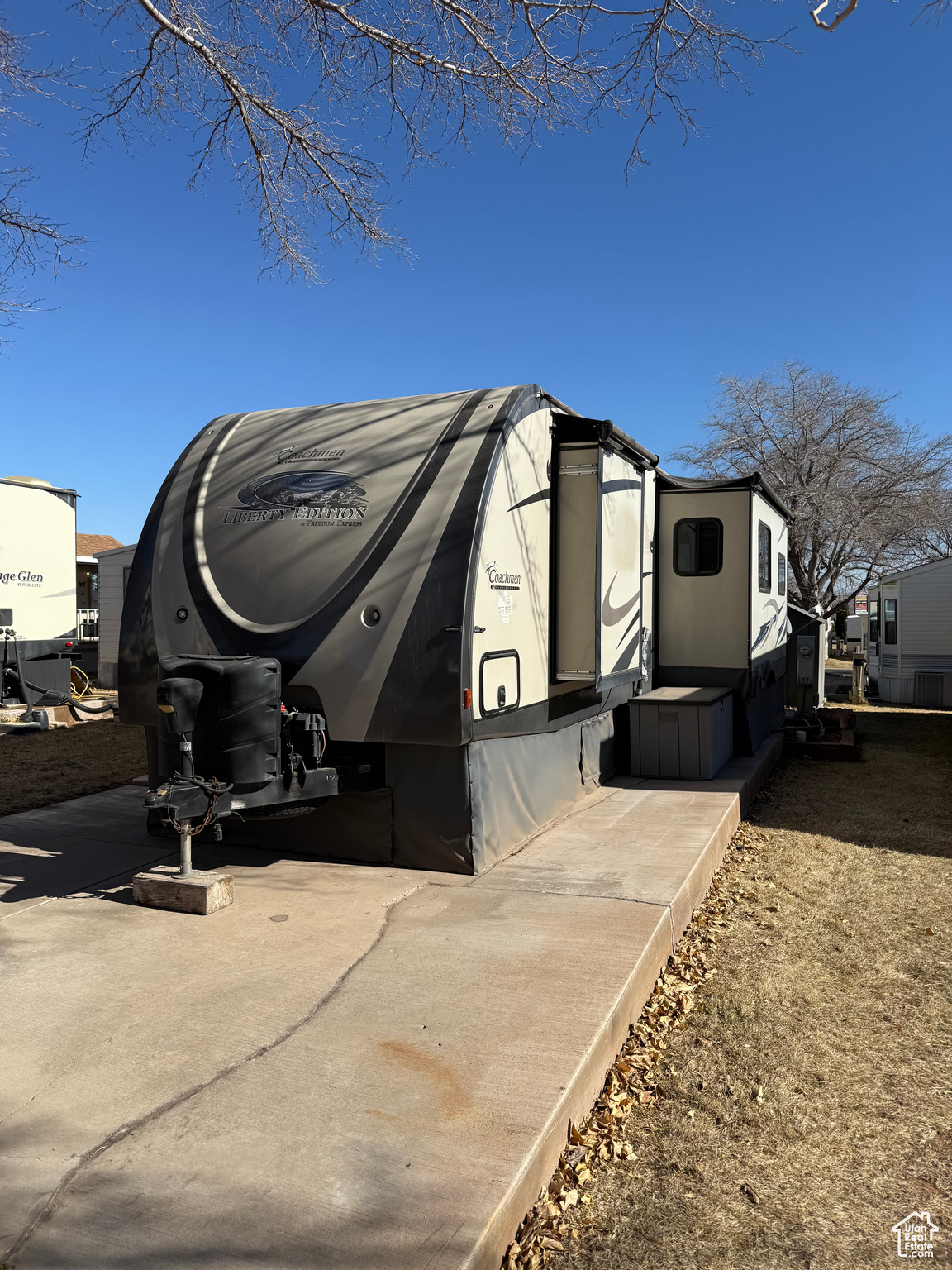 main property photo 14