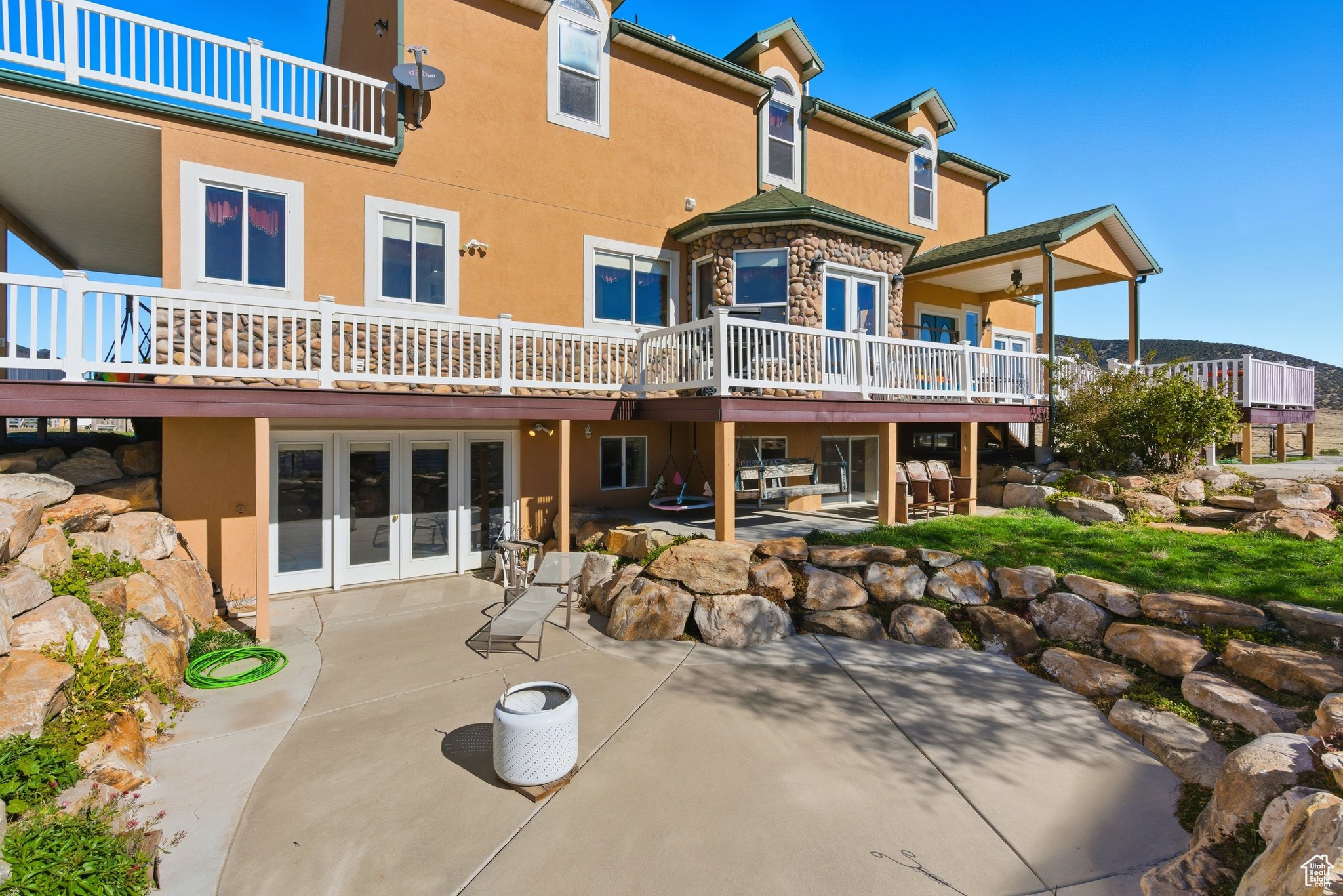 main property photo 57