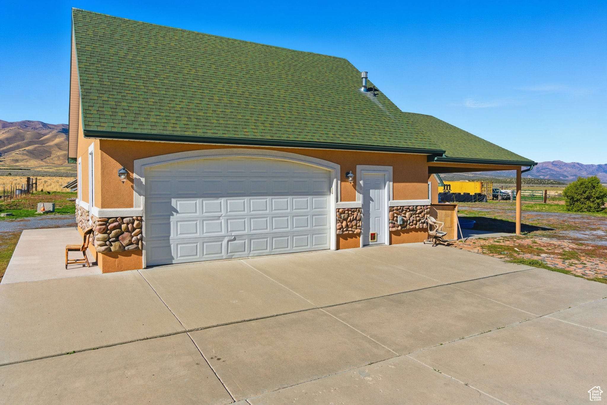 main property photo 66