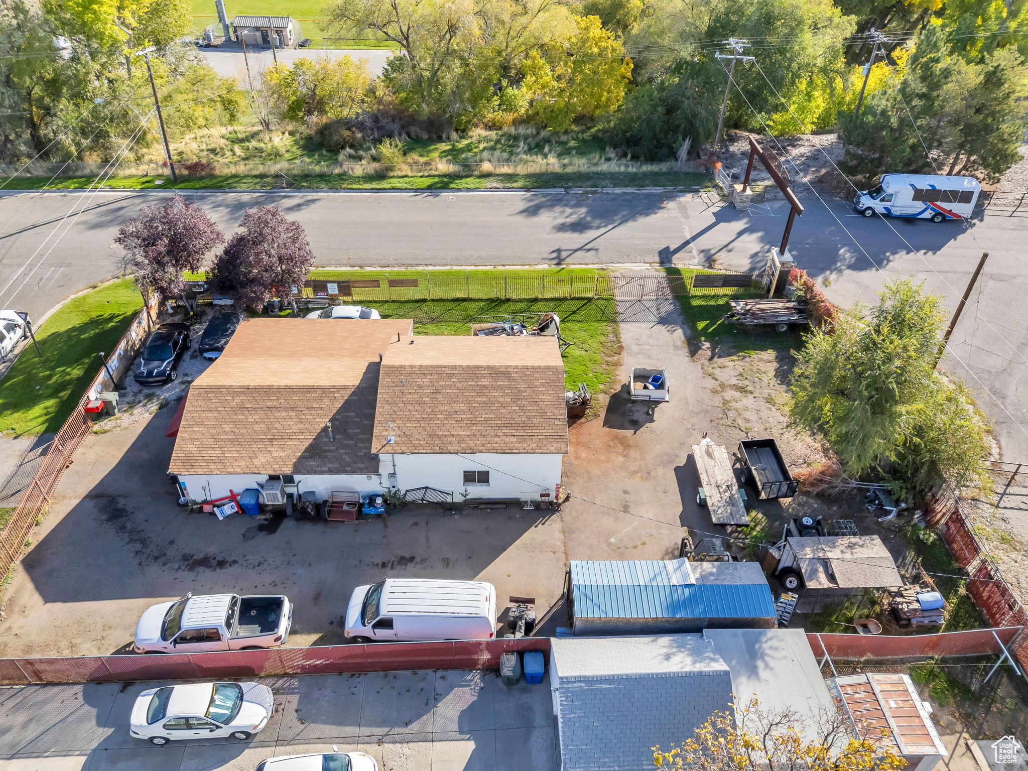 main property photo 4