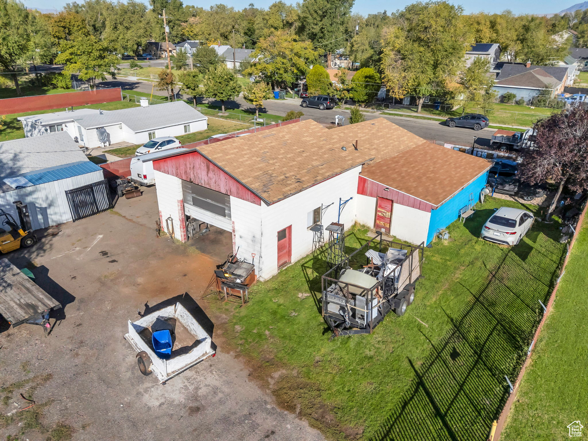 main property photo 6