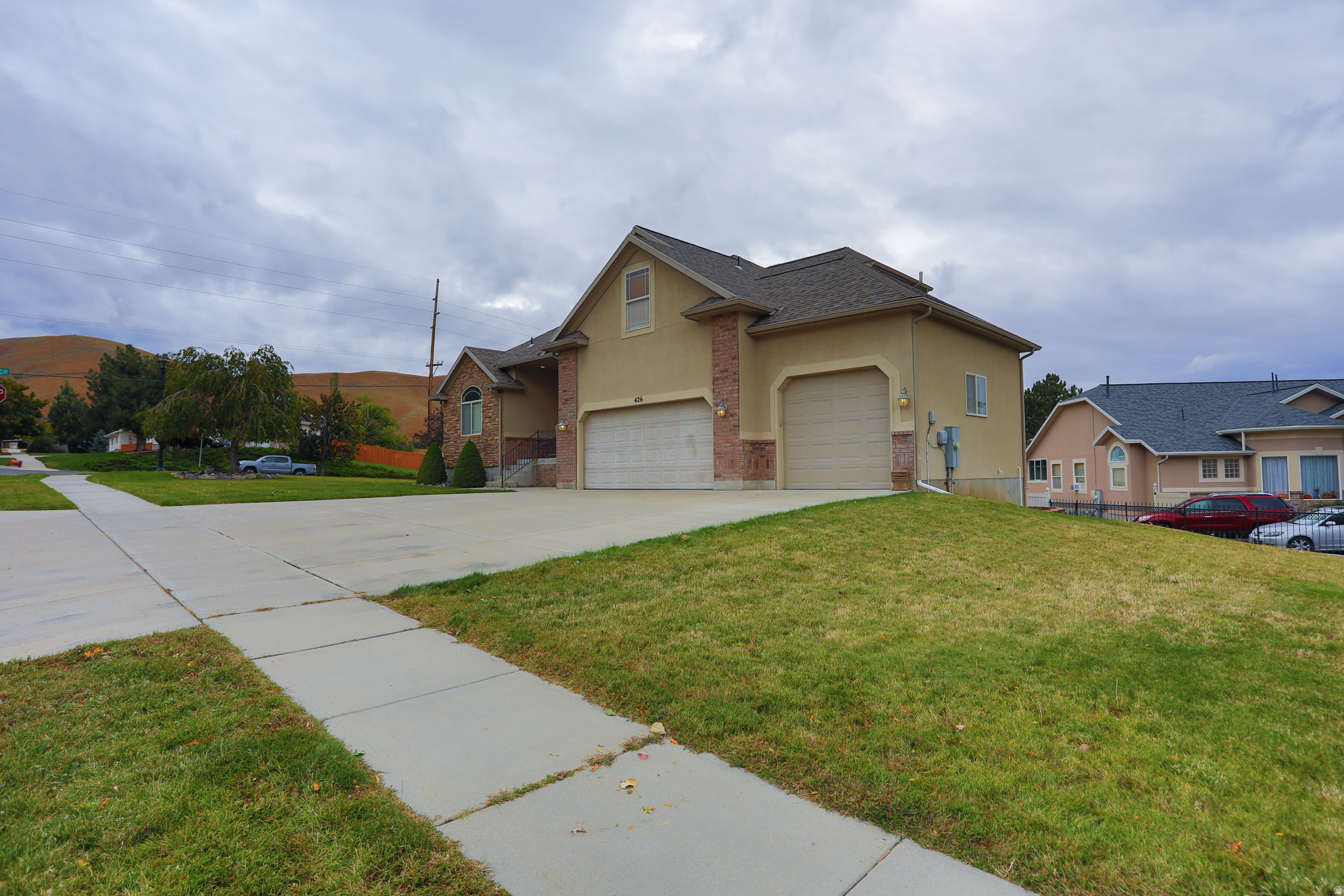 main property photo 29