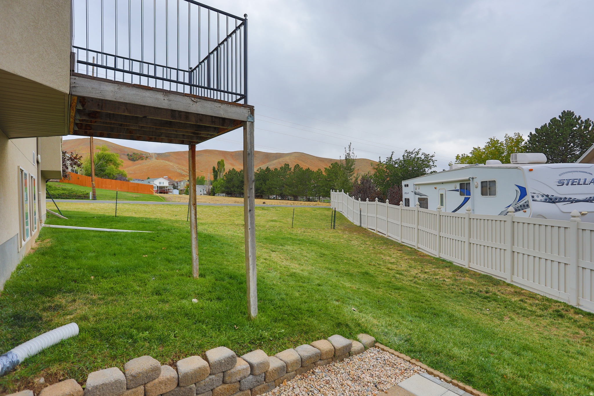 main property photo 34