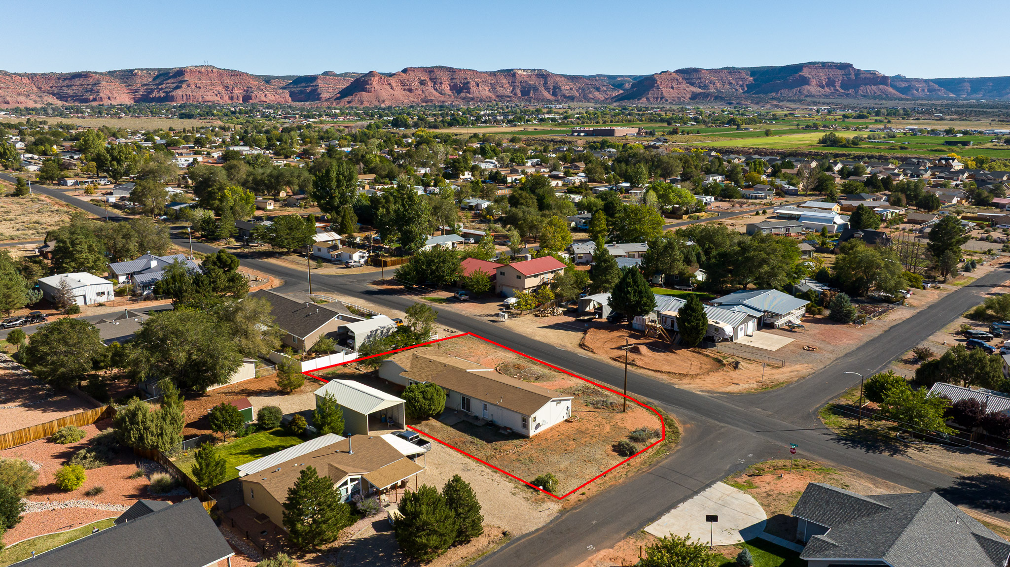 main property photo 36