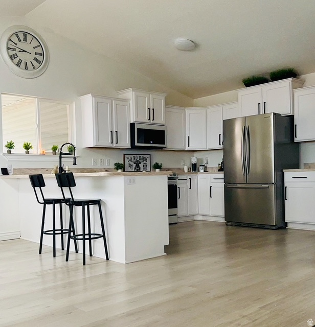 main property photo 13