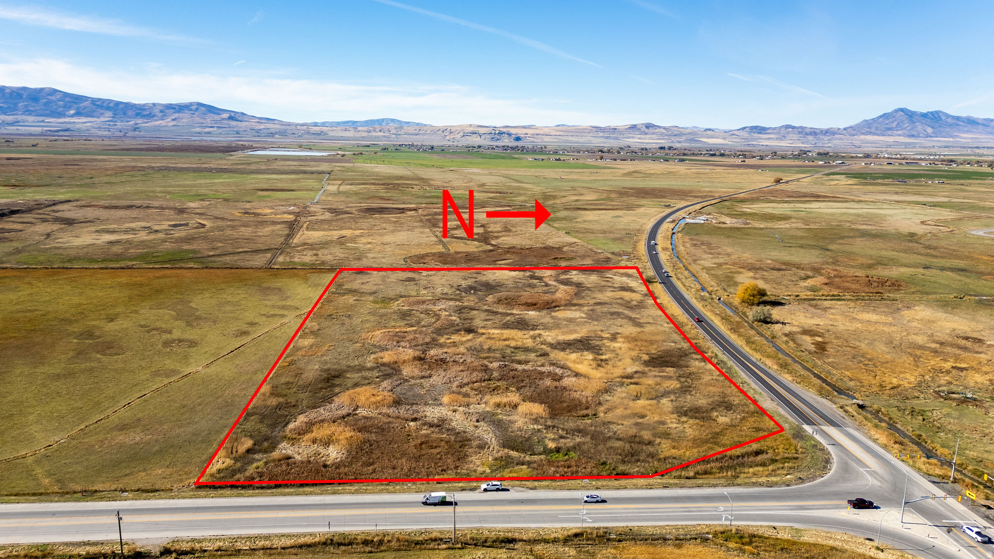 main property photo 7