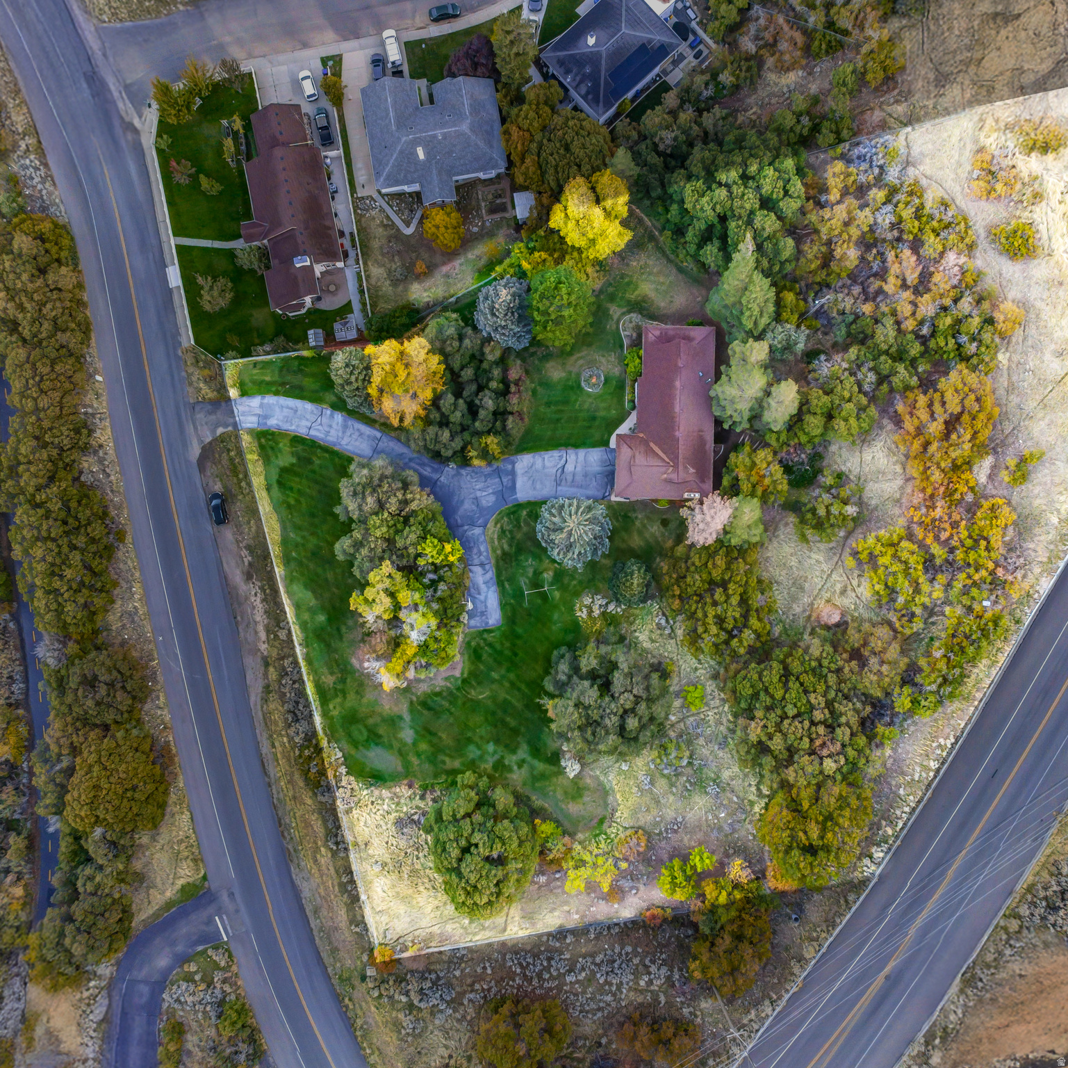 main property photo 33