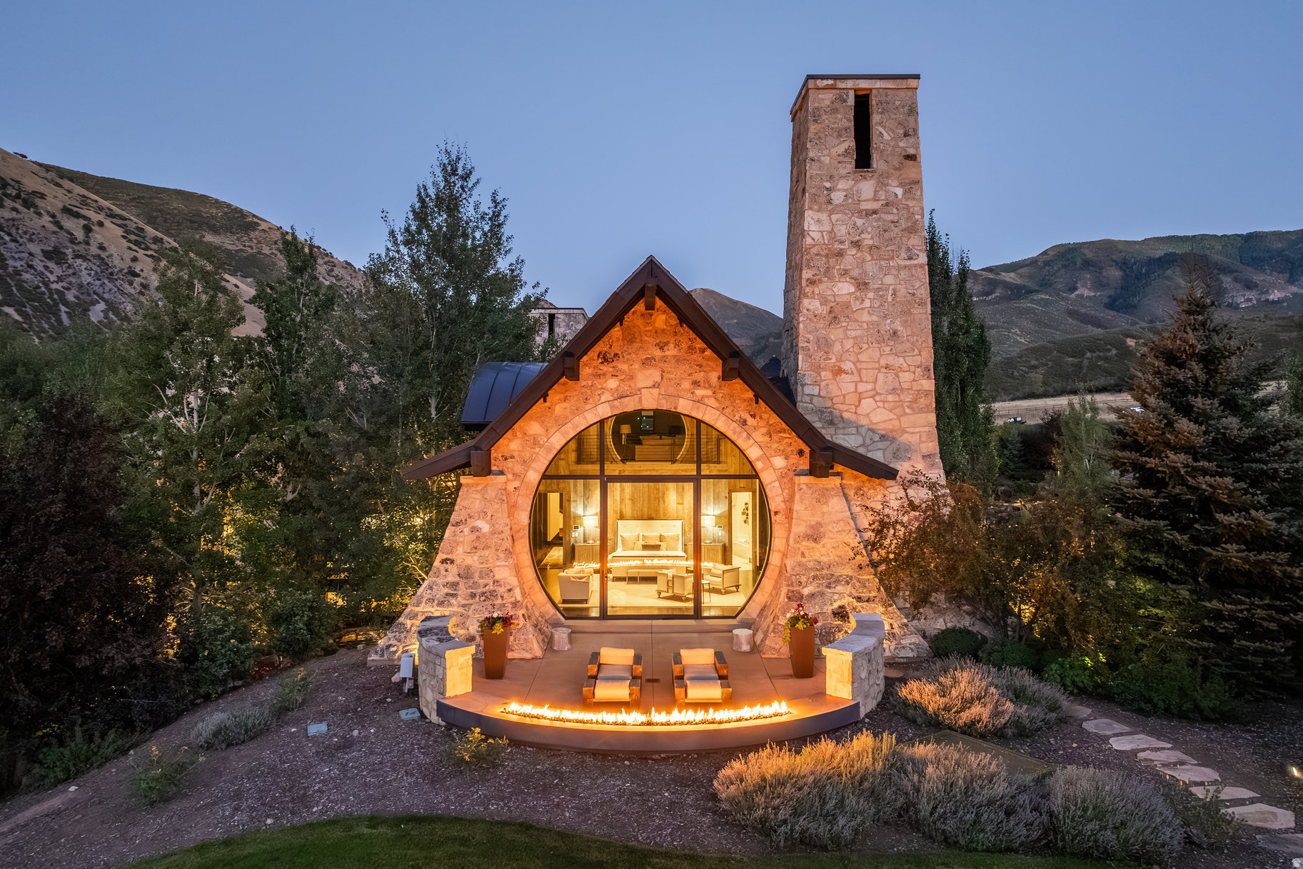 main property photo 37