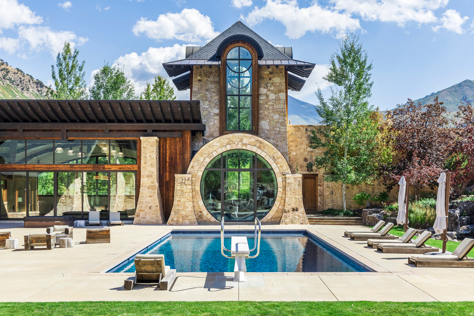 main property photo 75