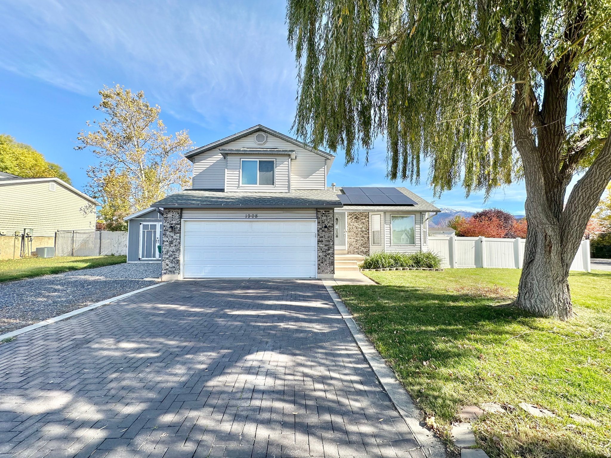 main property photo 29