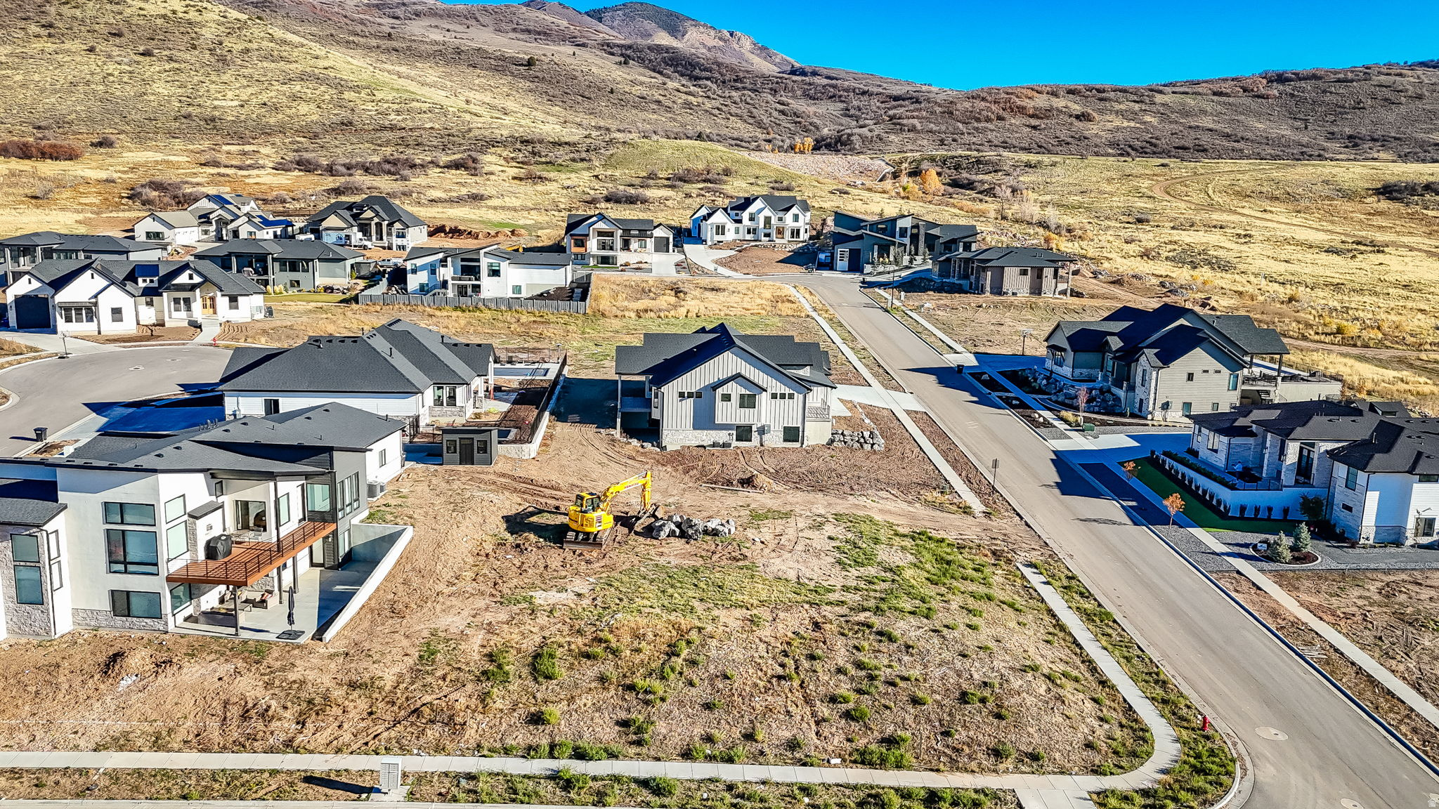main property photo 8