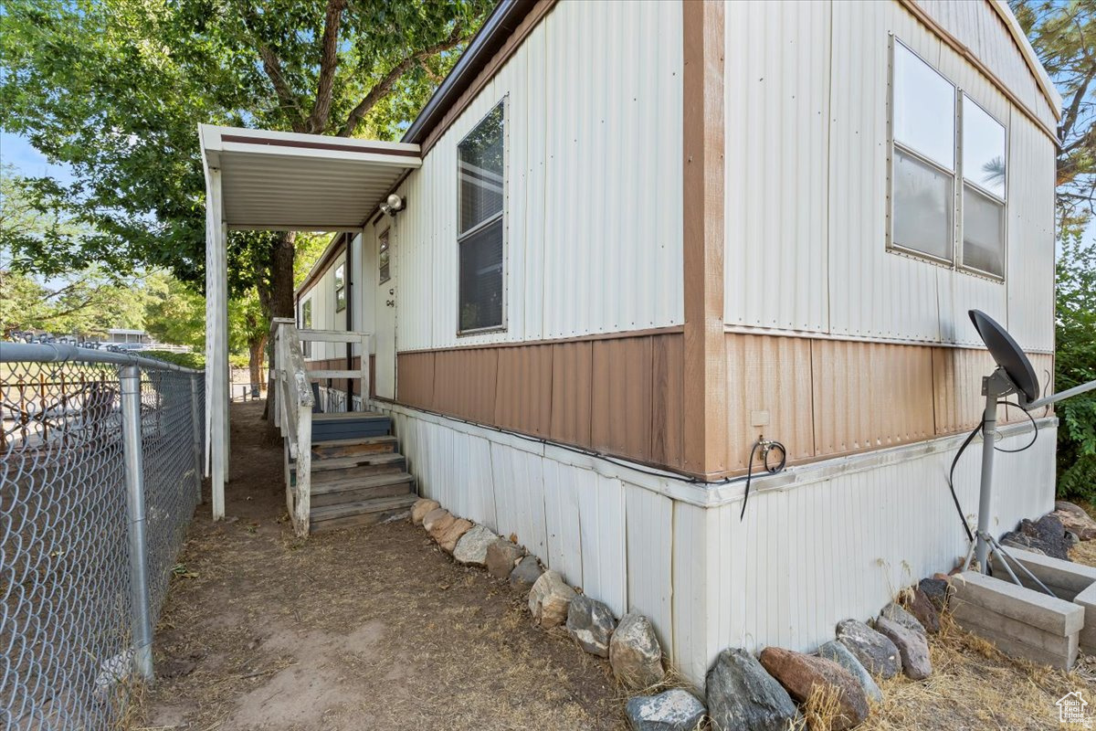 main property photo 27