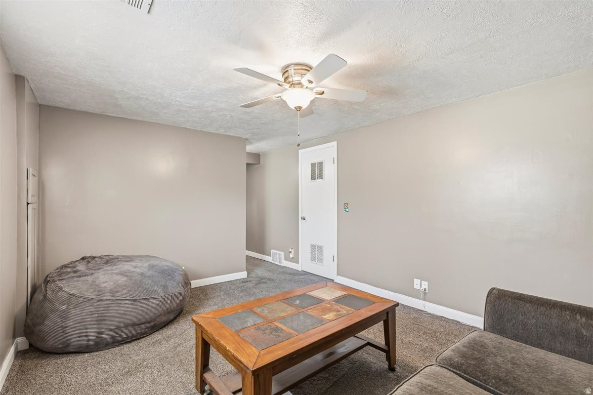 property viewer photo 30