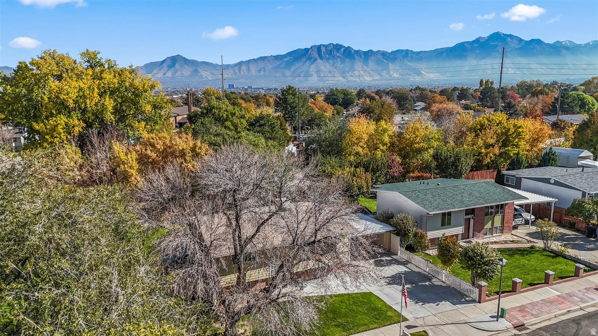 property viewer photo 44