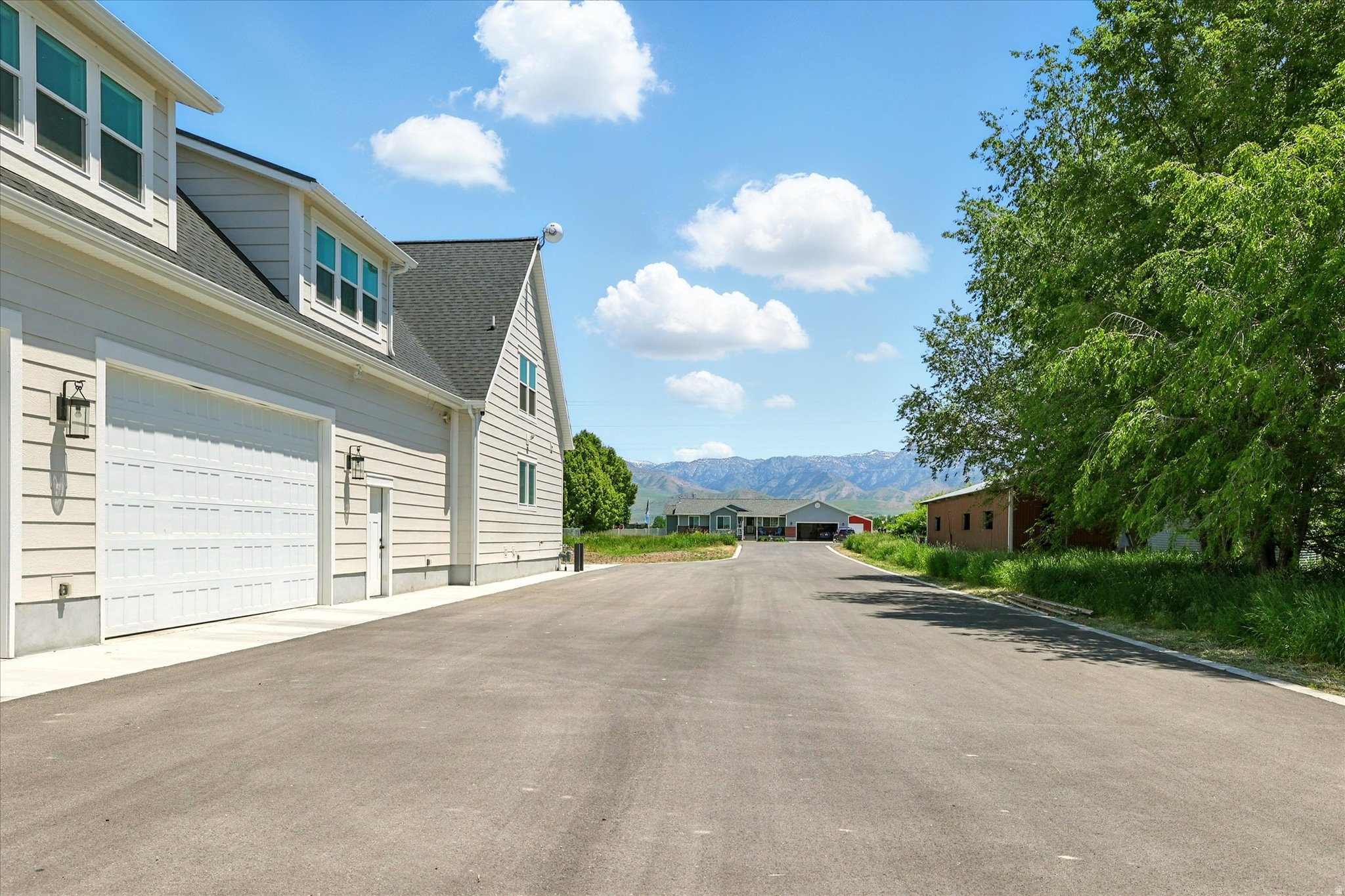 main property photo 112