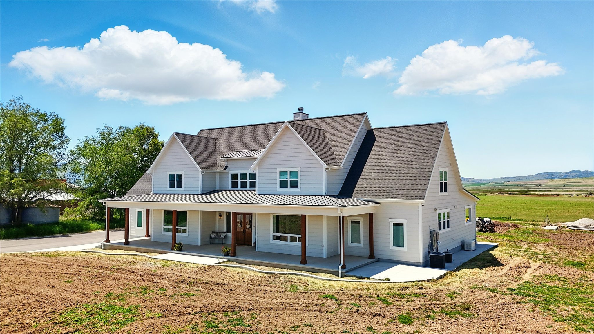 main property photo 50