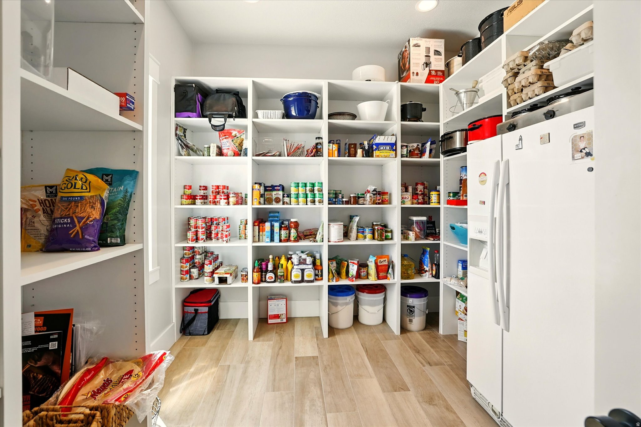 main property photo 74