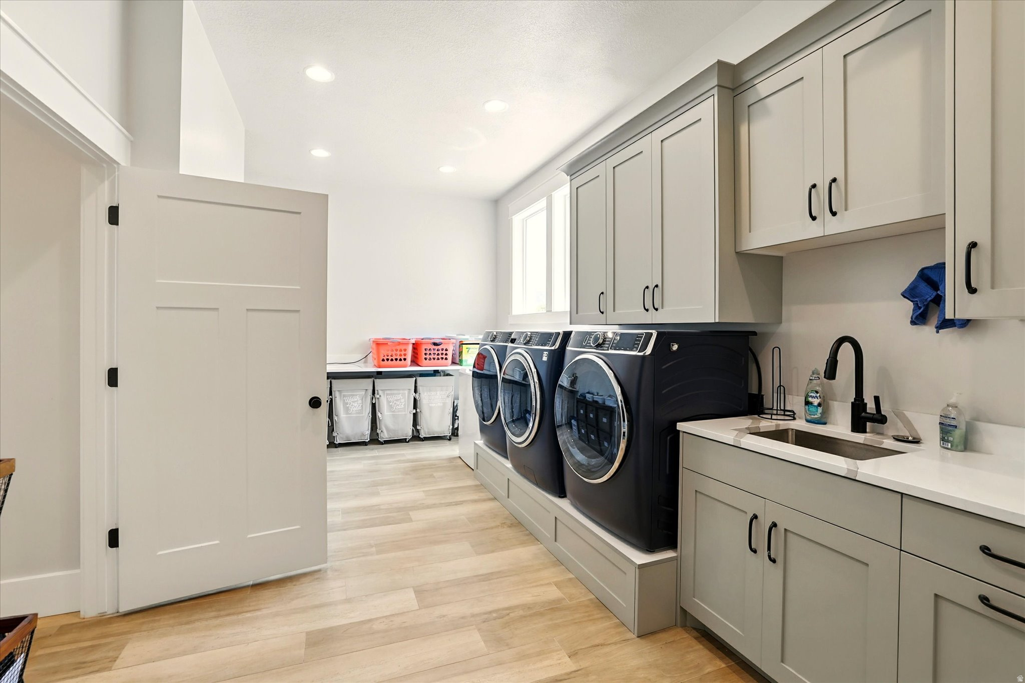 main property photo 76