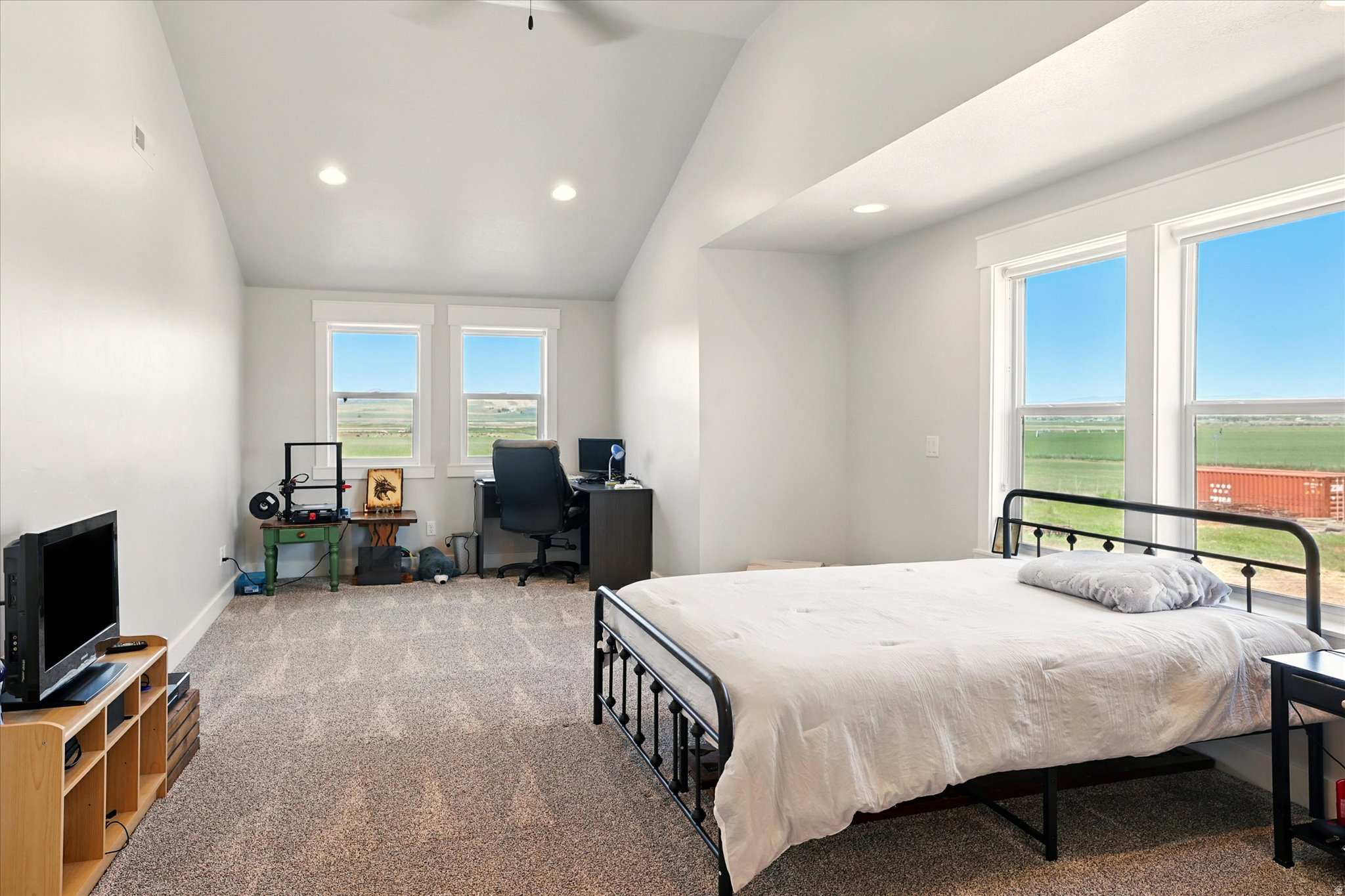 main property photo 96
