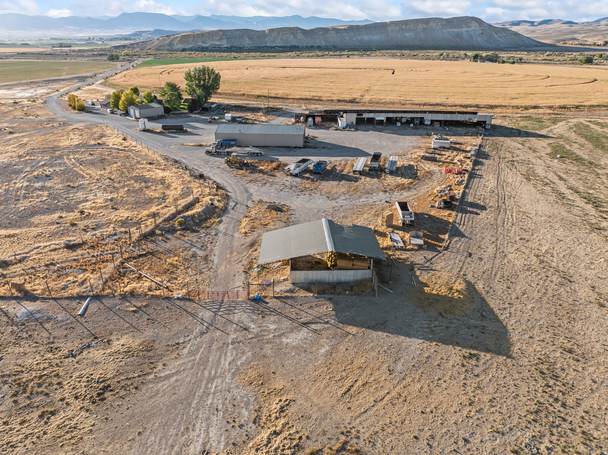 main property photo 13