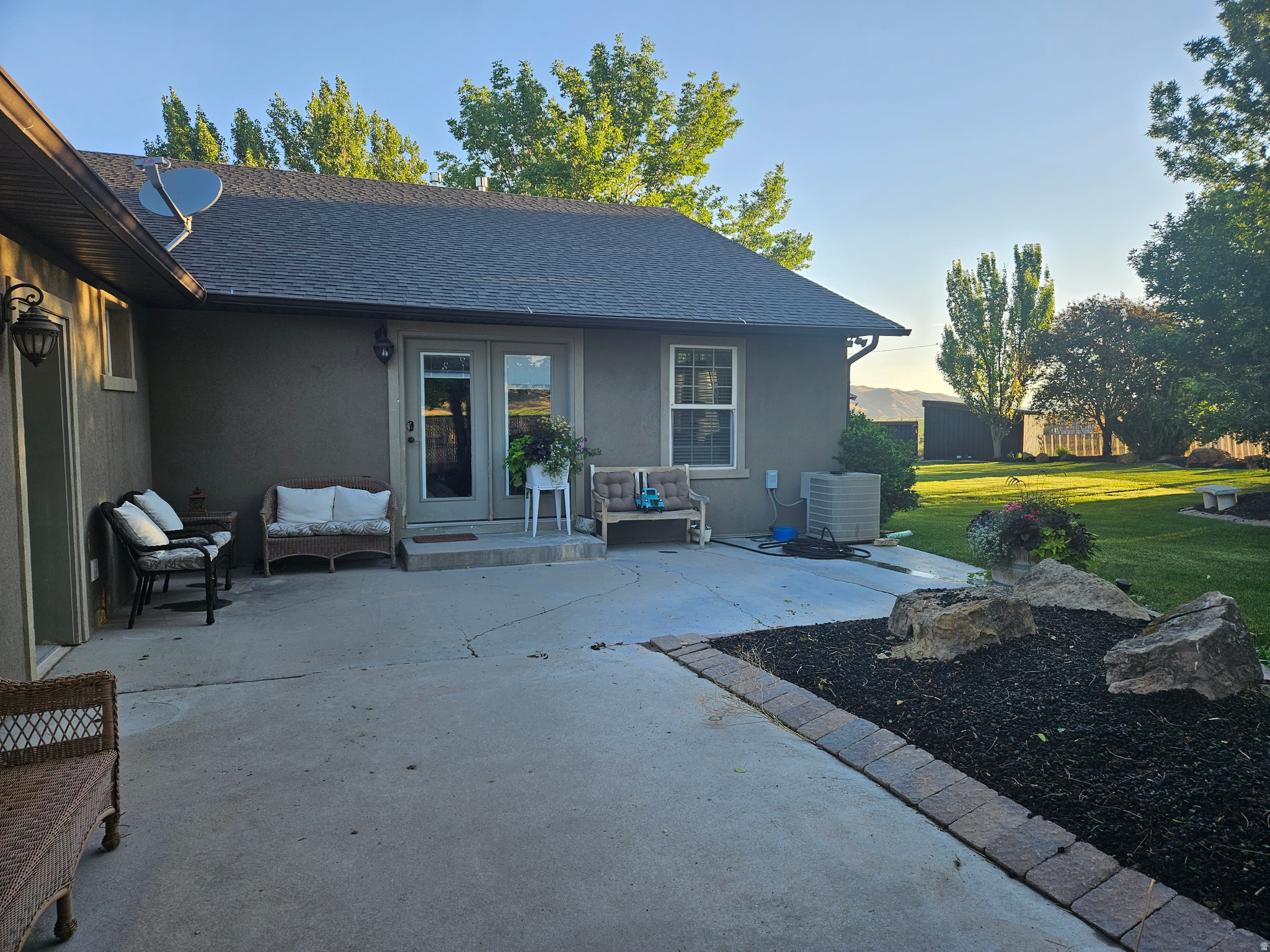 main property photo 4