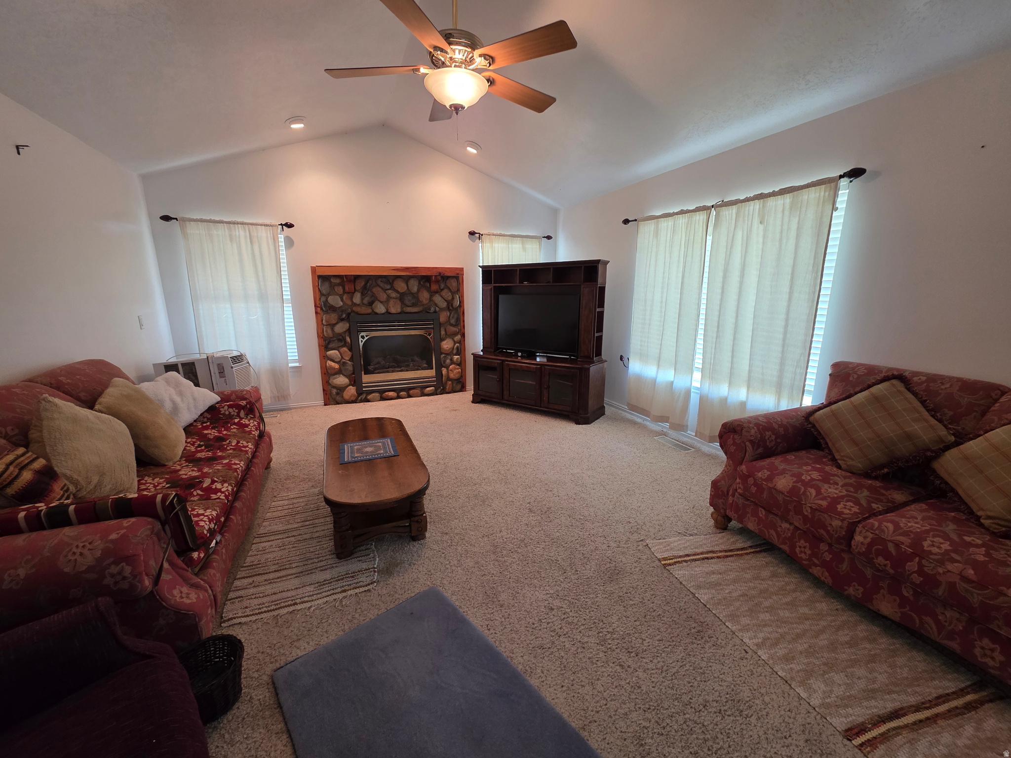 main property photo 74