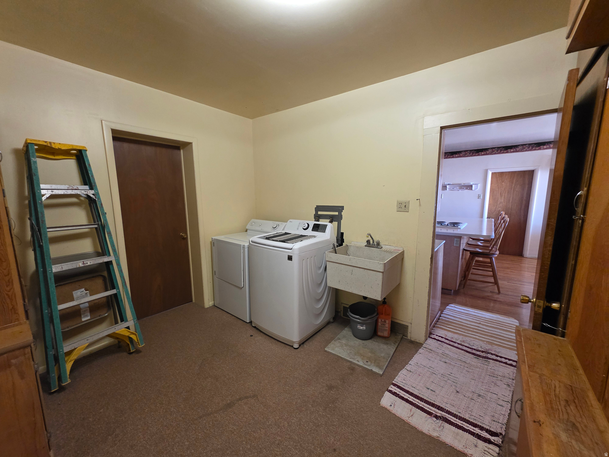 main property photo 78