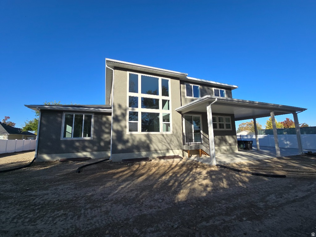 main property photo 6