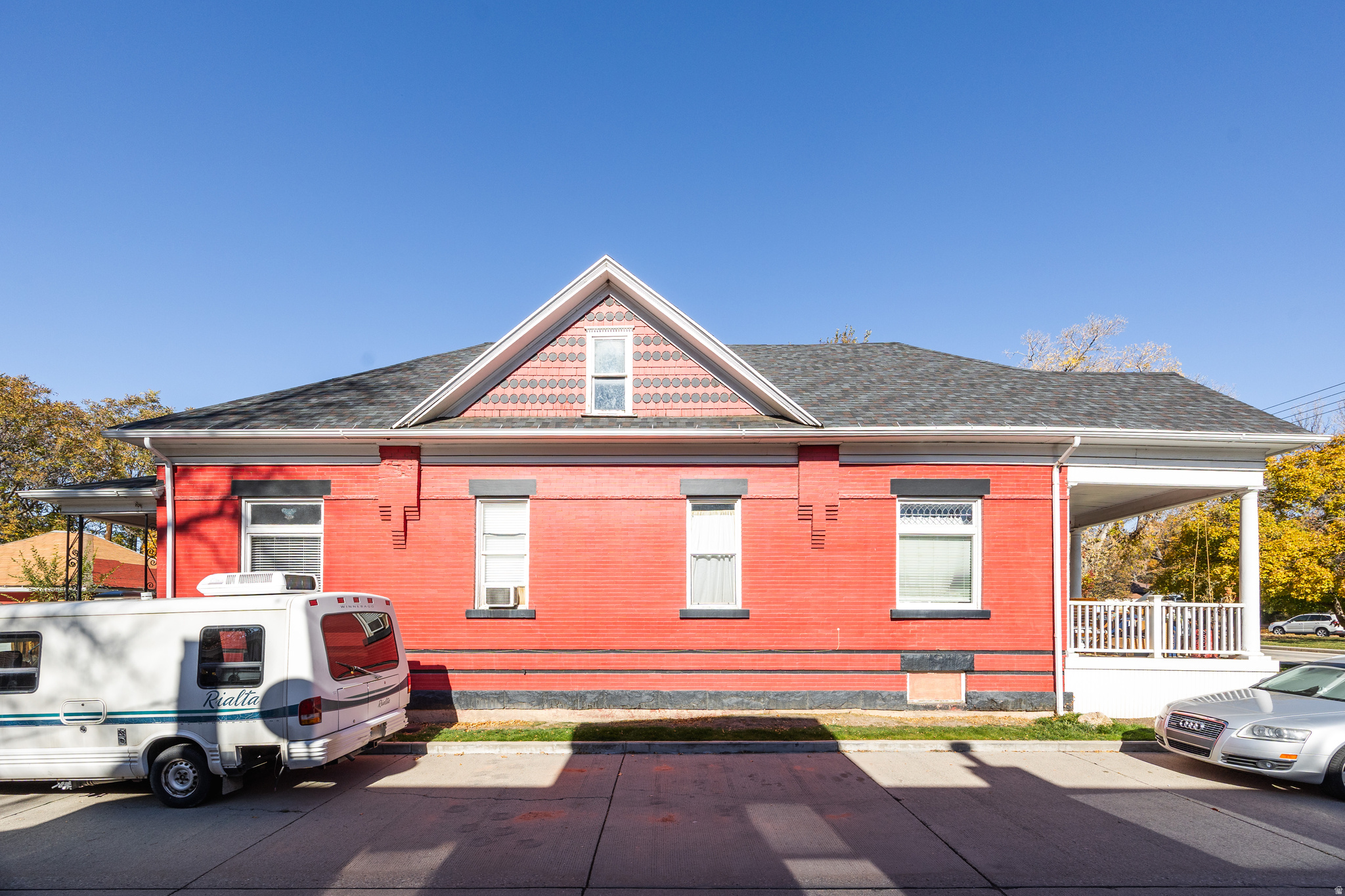 main property photo 22