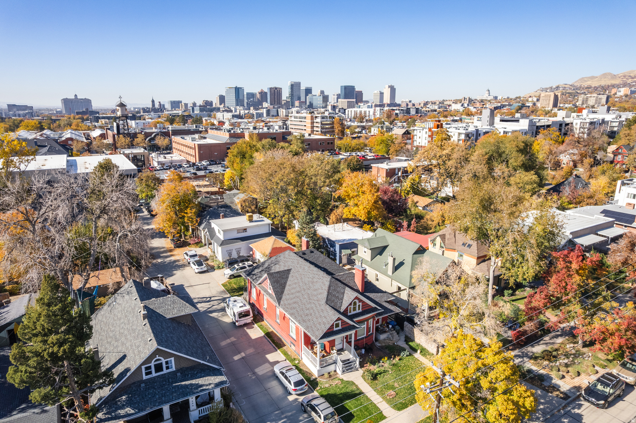 main property photo 25