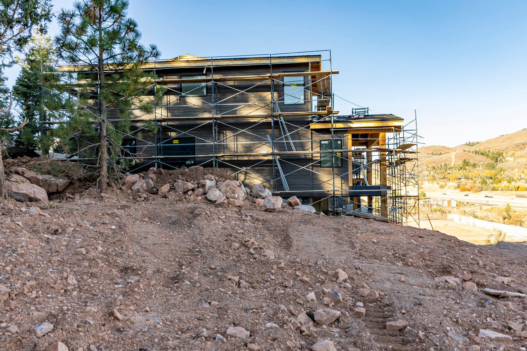 main property photo 12