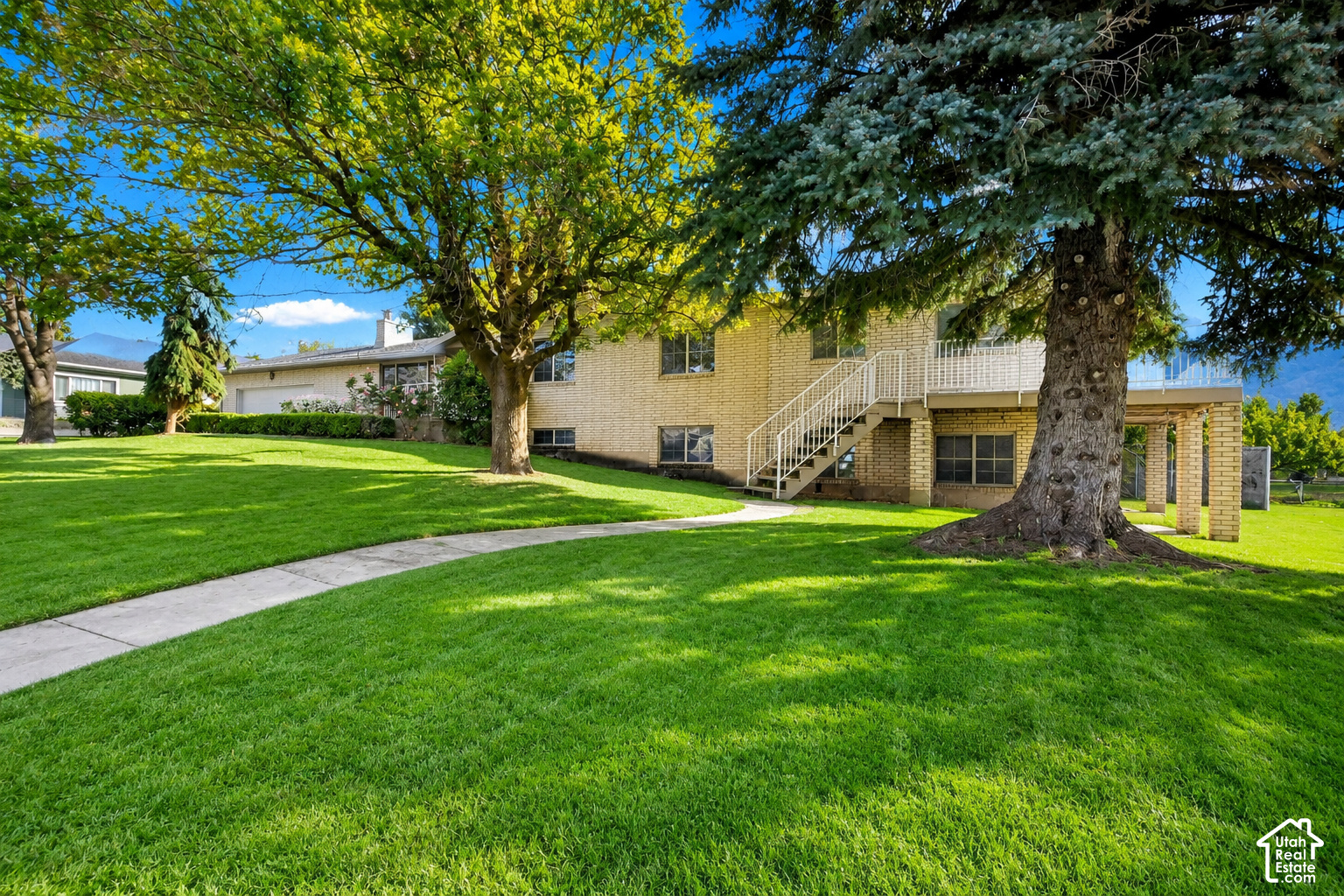 main property photo 61