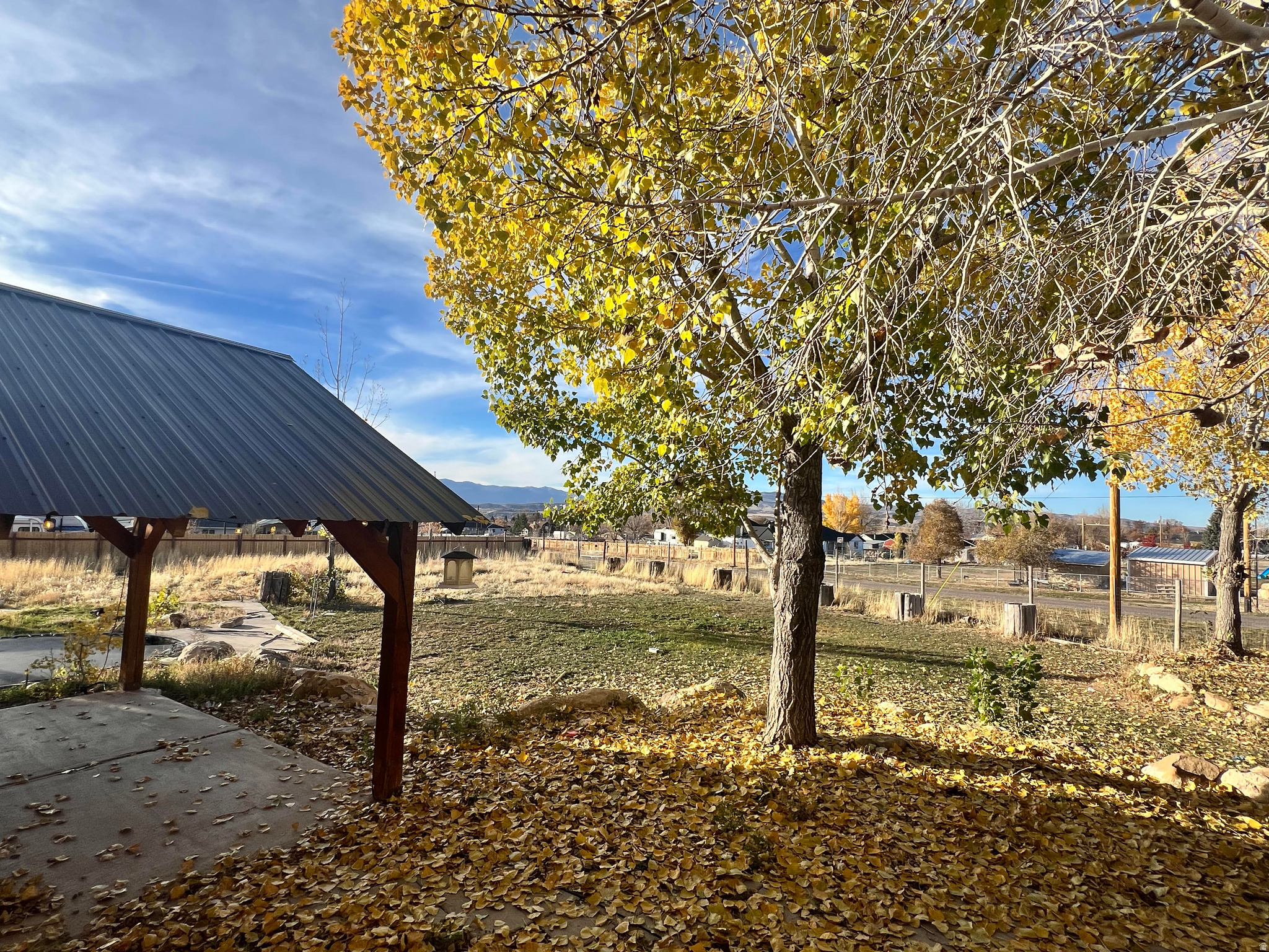 main property photo 30