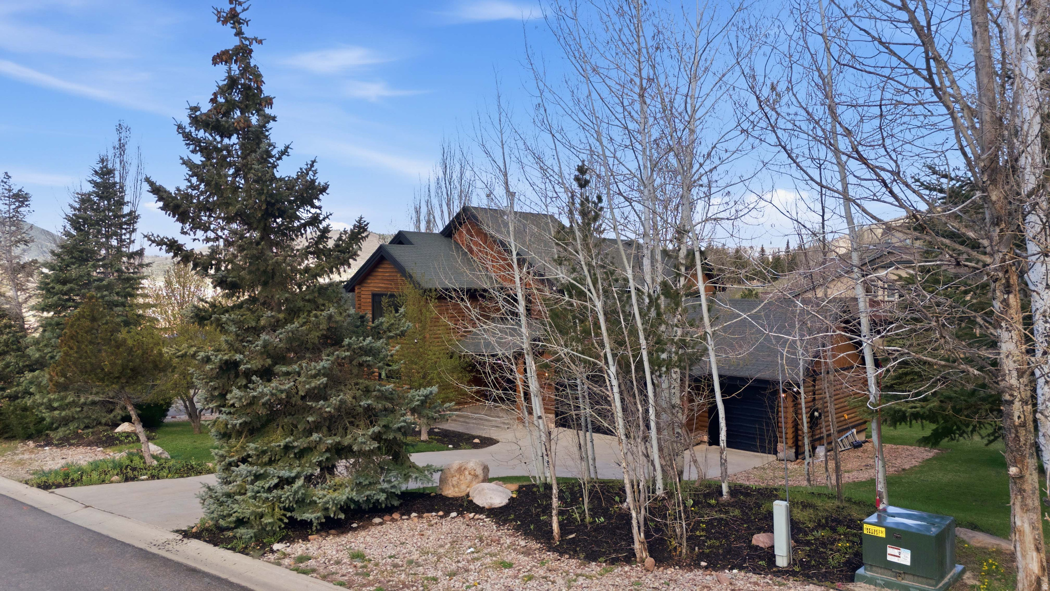 main property photo 51