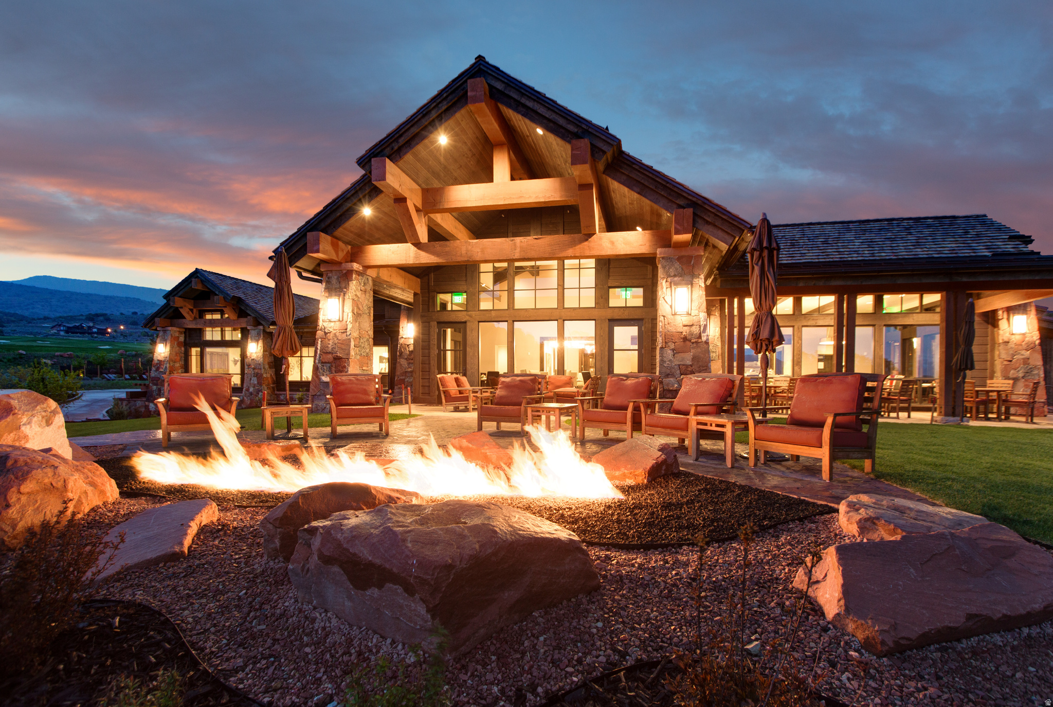 main property photo 79