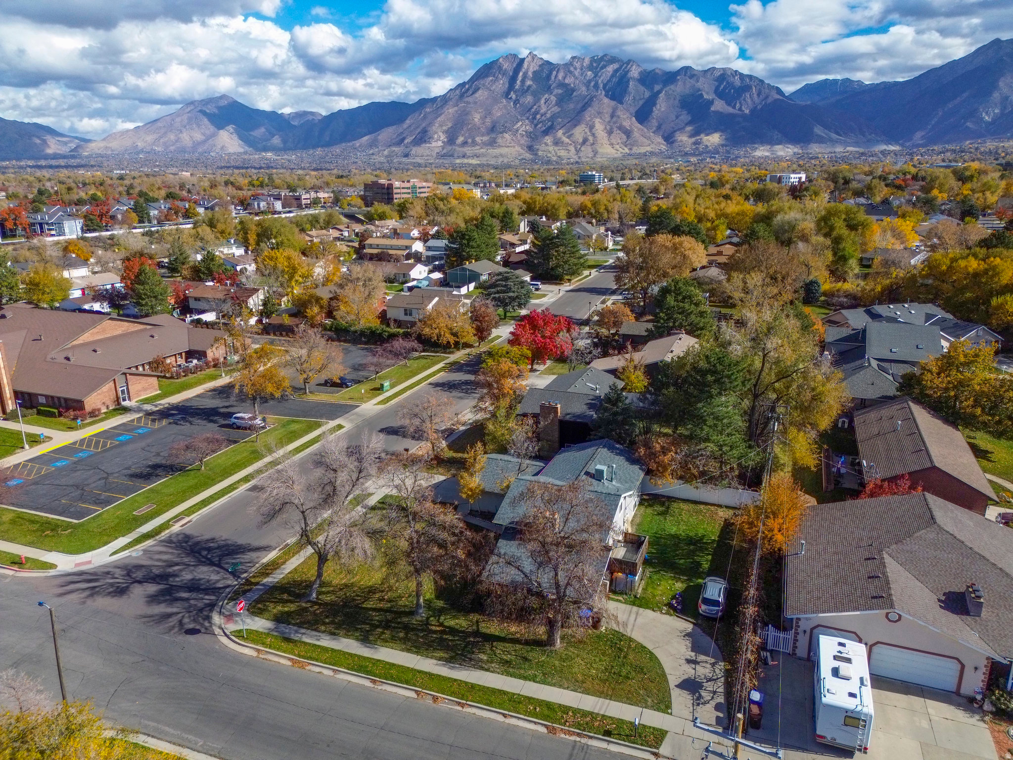 main property photo 14