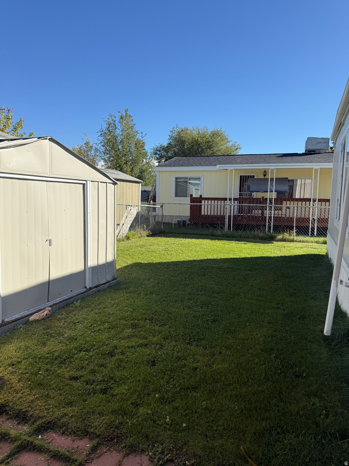 main property photo 11