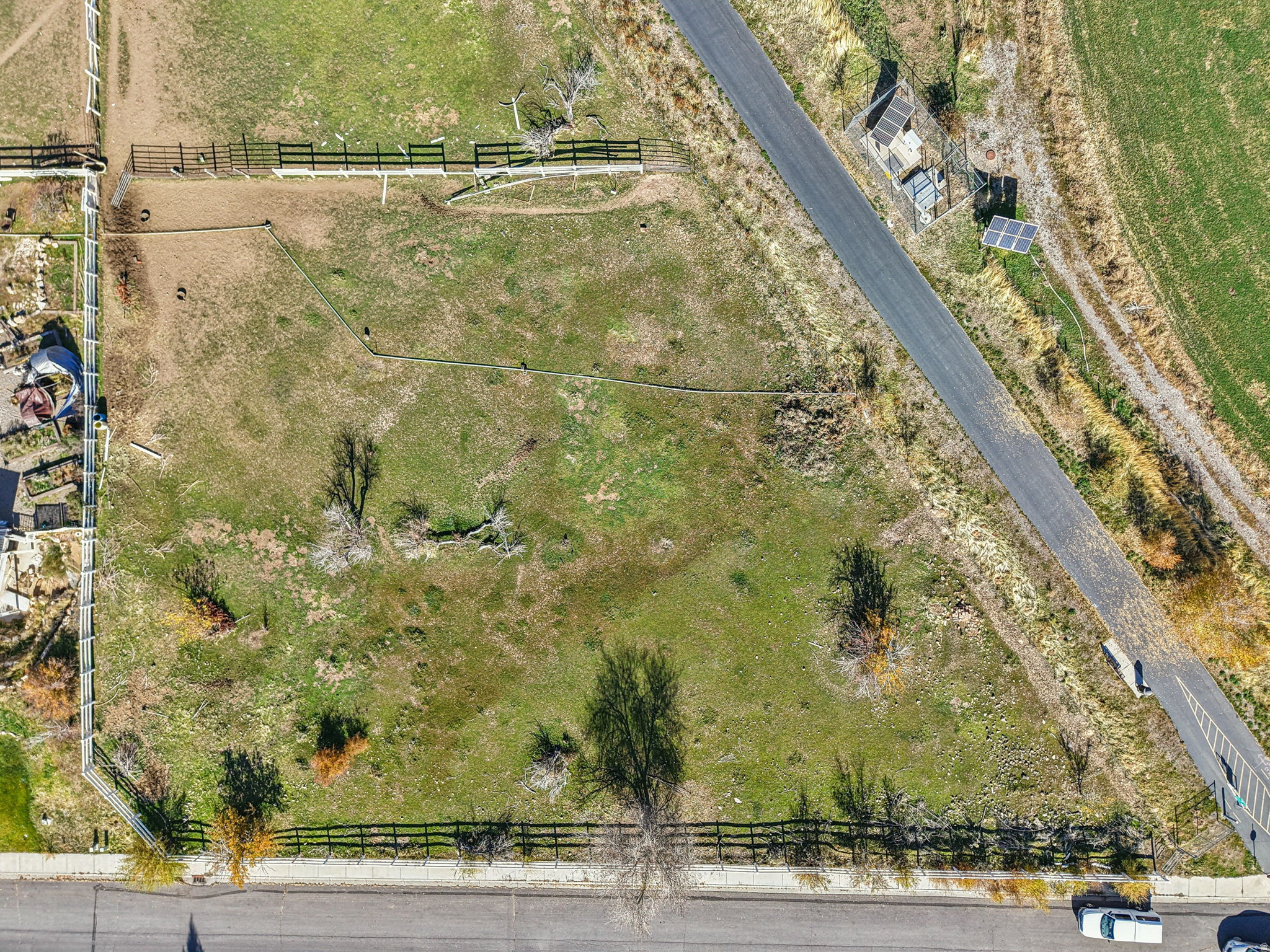 main property photo 12