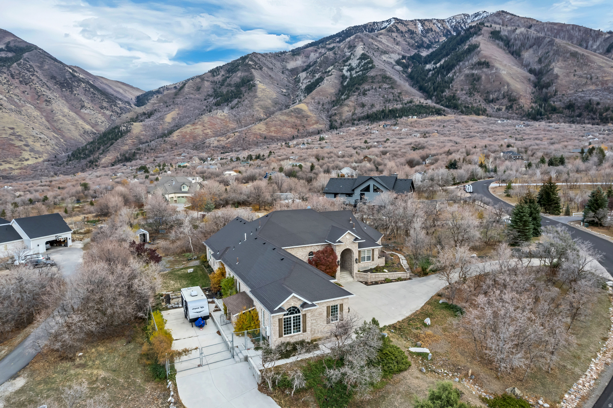main property photo 45