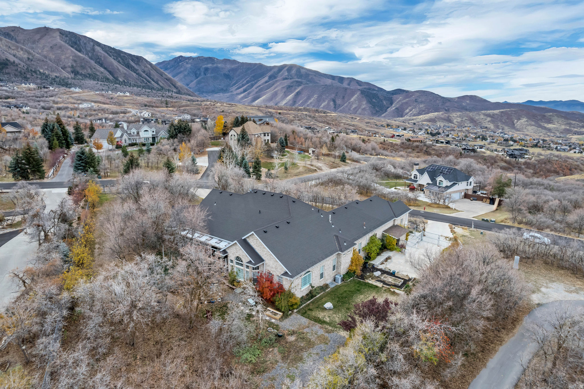 main property photo 50