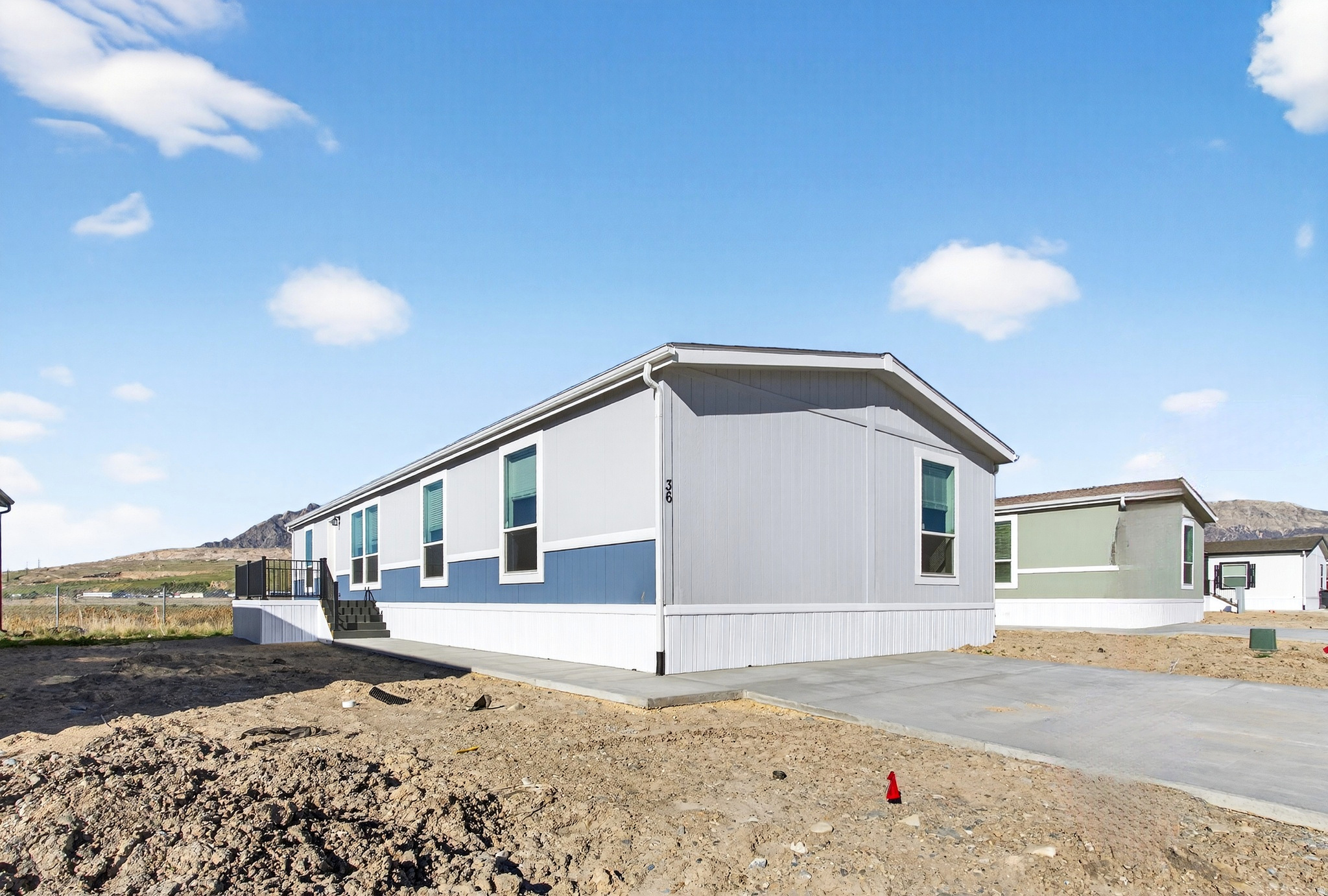 main property photo 23