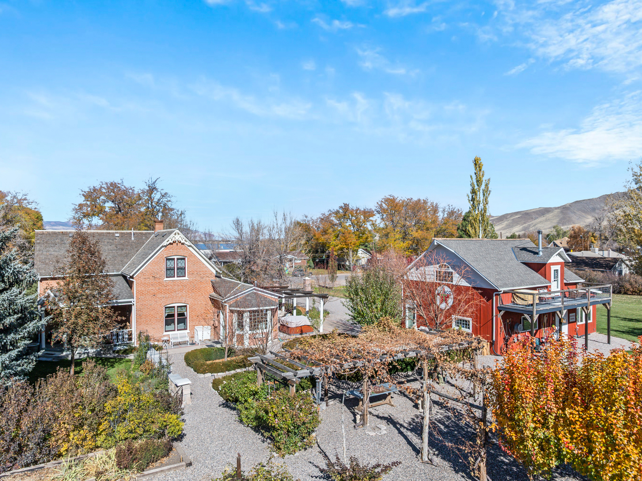main property photo 156