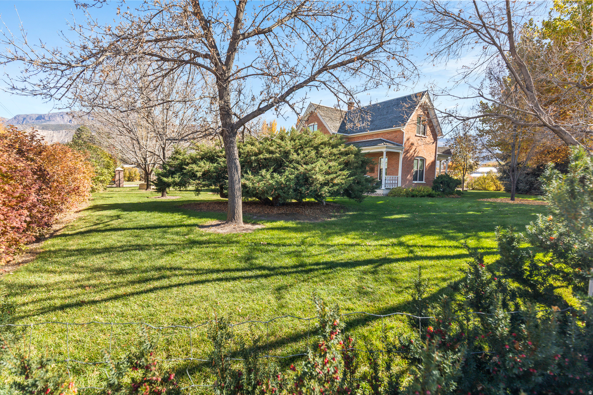 main property photo 21