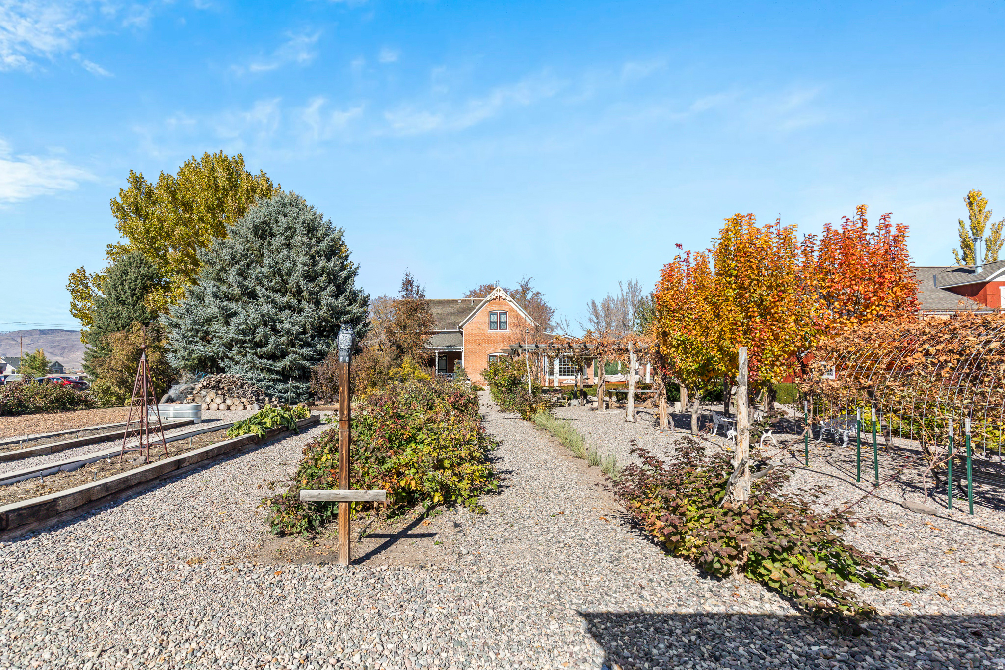main property photo 39