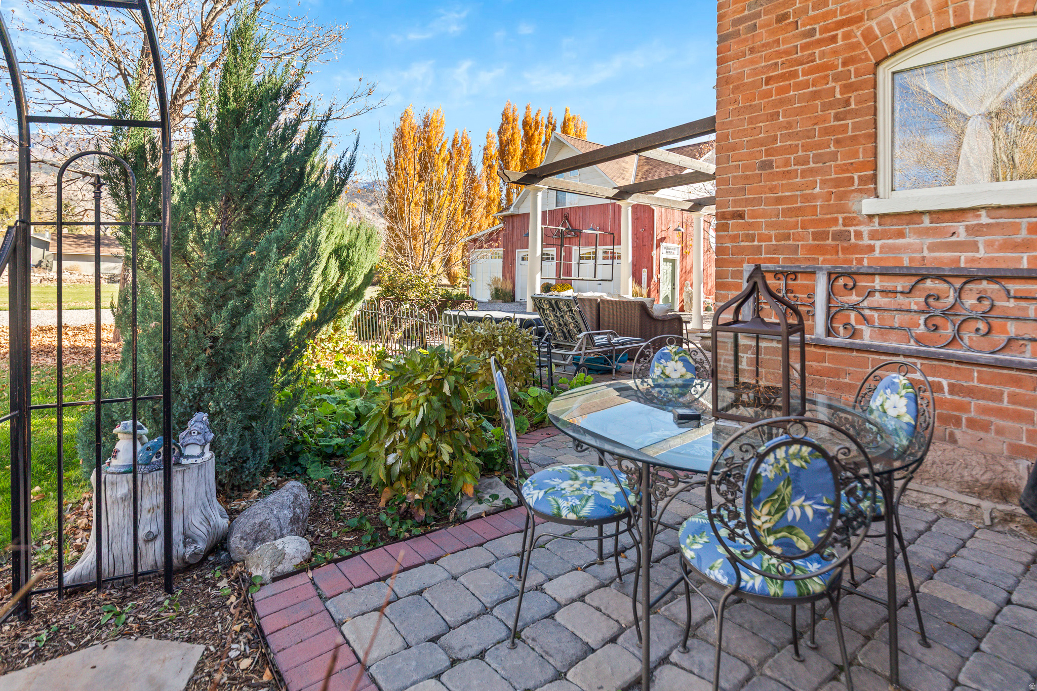 main property photo 60