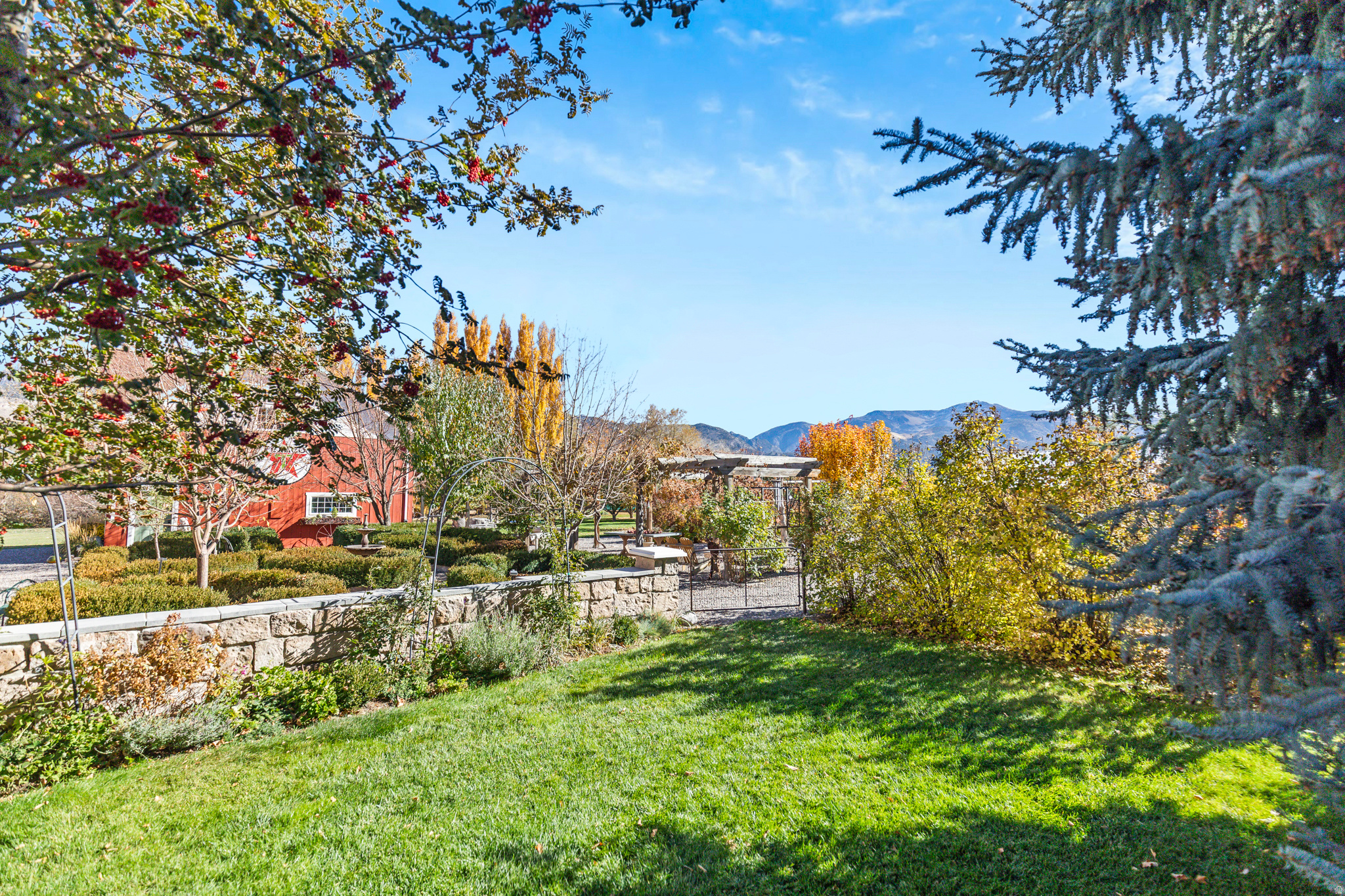 main property photo 75